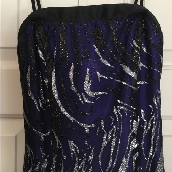 Cache Prom/Formal Dress 🌌 - Picture 3 of 8